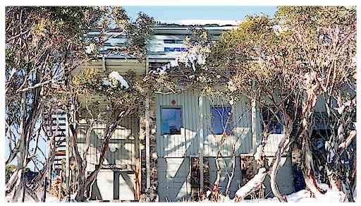 greatlodge.jpg (38219 bytes)